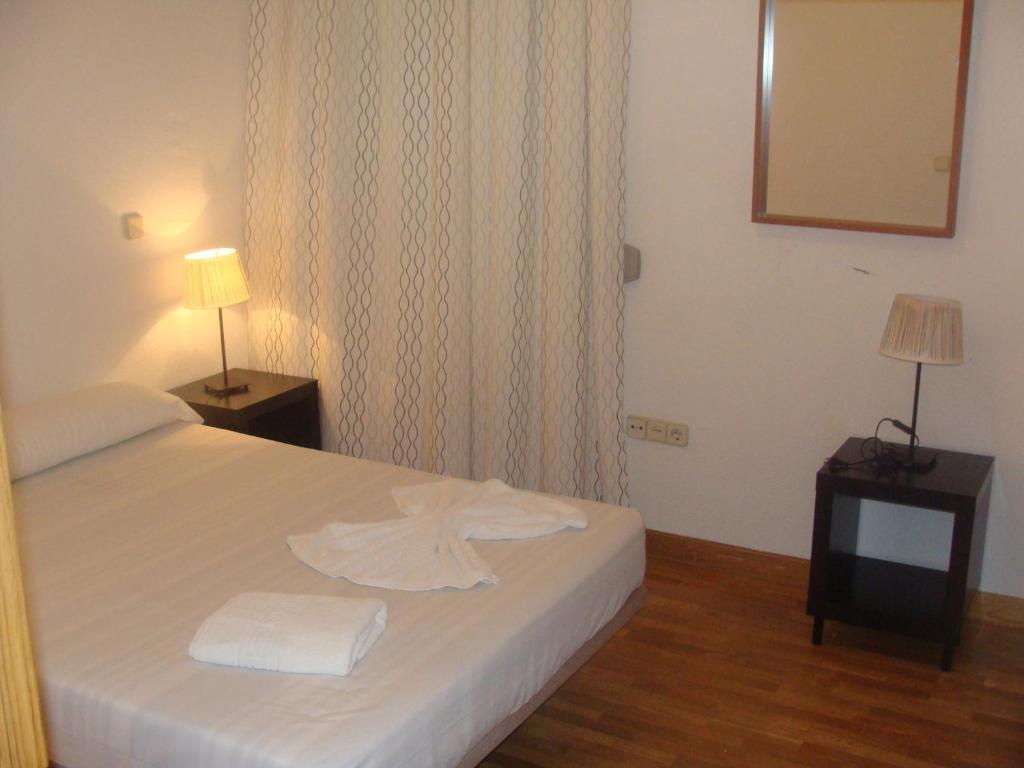 Inter Puerta Del Sol Pension Madrid Ruang foto